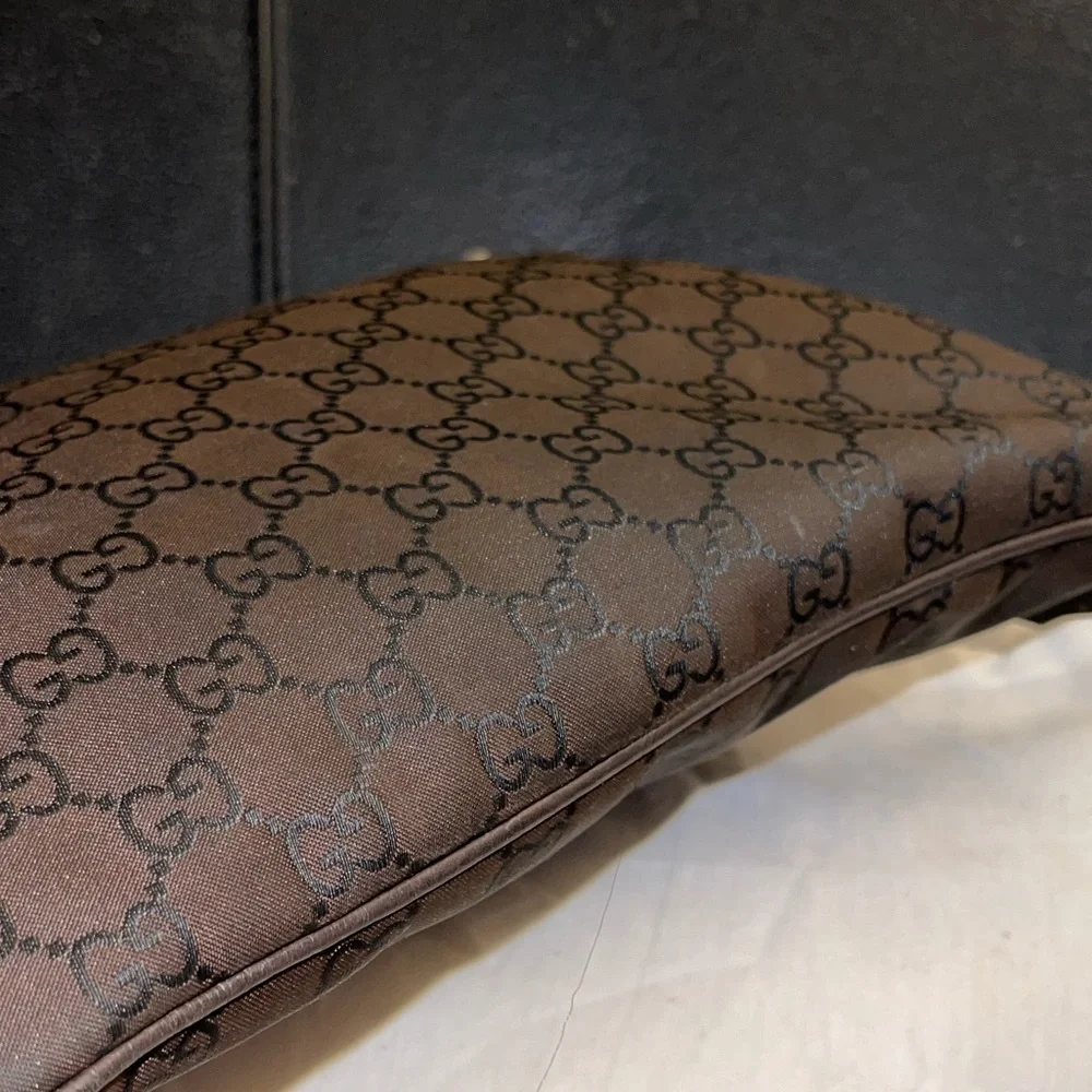 Gucci GG Canvas Clutch Bag 339556 Brown